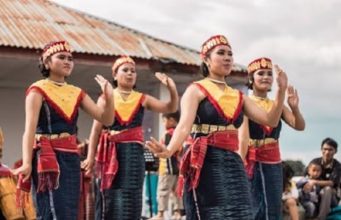 tari tradisional sumatera utara